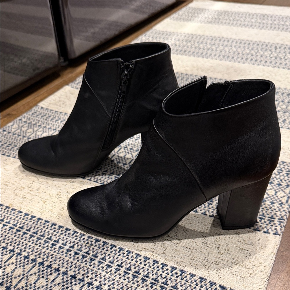 Steve Madden Black Nappa Full Grain Boots